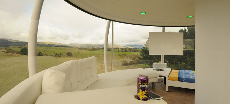 Illustration for article titled New Zealander's Self-Built 'Skysphere' Is The Retreat Of Your Dreams